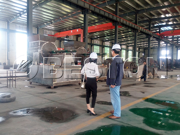 Korean customer in workshop