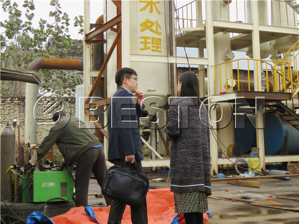 mr changwoo lee in factory